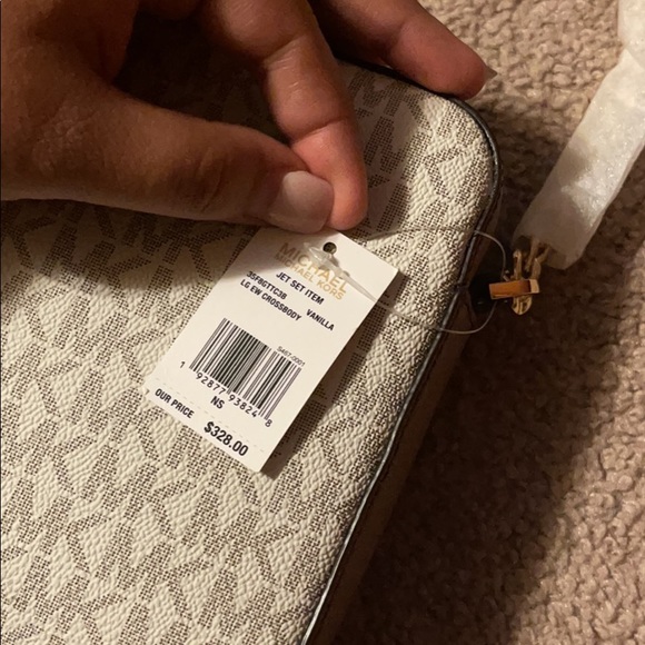 Crossbody purse main image 1